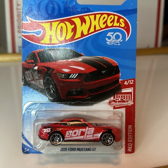 2018 Hot Wheels Target Red Edition 2015 Ford Mustang GT - Picture 3 of 10